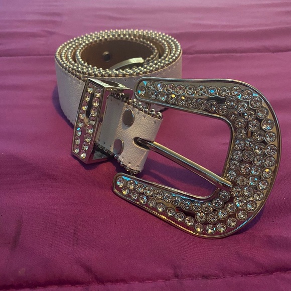 These are BB Simon Belts they’re all sizes - Picture 4 of 6